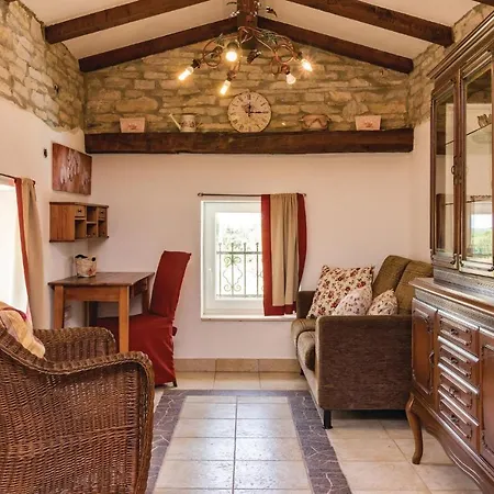 Pet Friendly In With Wifi Holiday home Manjadvorci