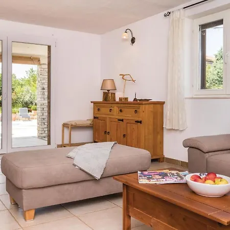 Holiday home Pet Friendly In With Wifi